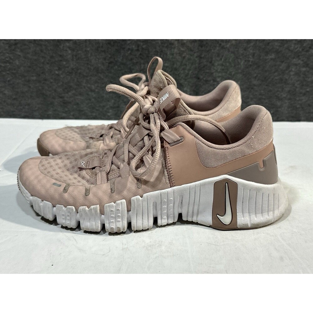 Nike Women’s  Free Metcon 5 Pink Oxford Size 9 CrossFit Training Missing Lid
